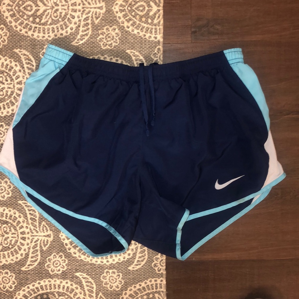 NORTS. Navy blue nike athletic shorts. So comfy